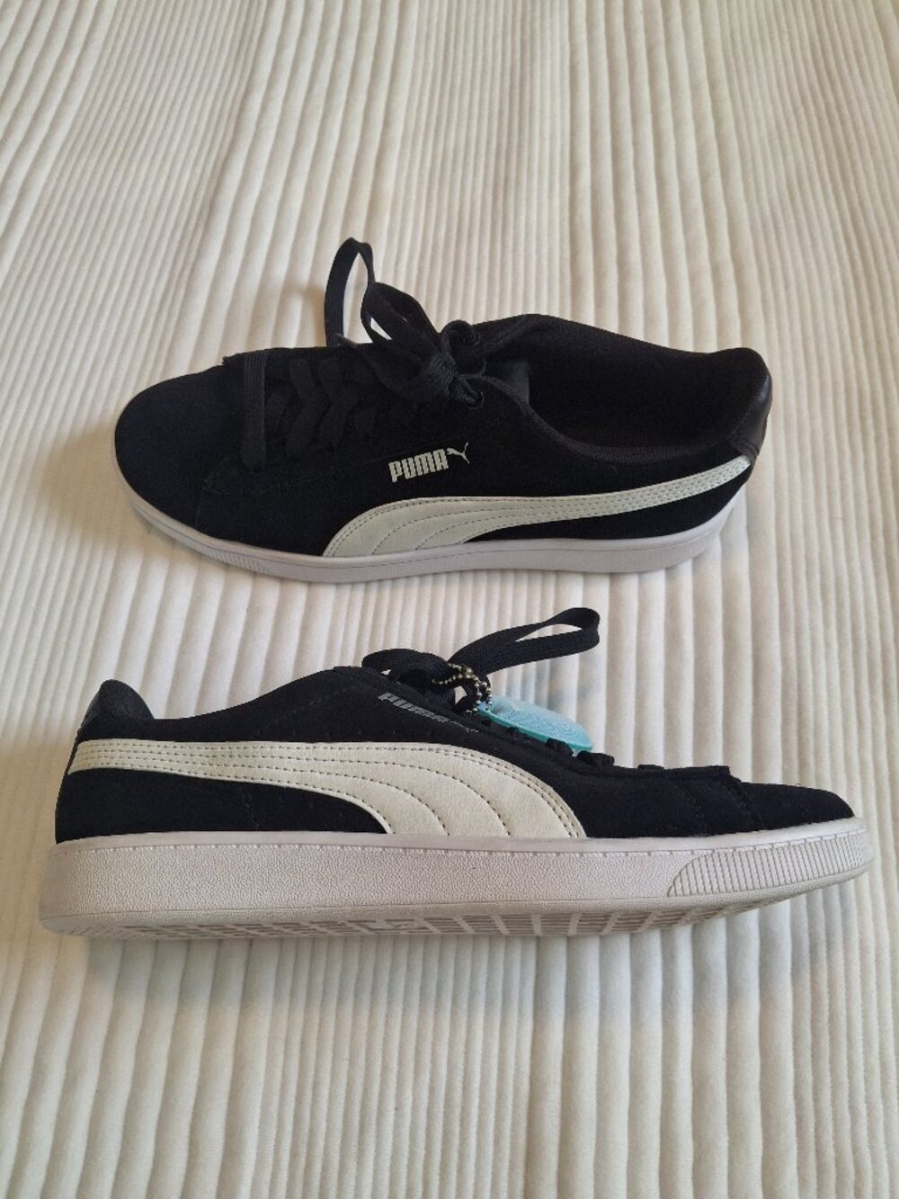 Puma Vikky v2 Womens Tennis Shoes